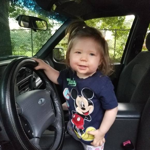 Meet your Posher, Kim - Picture 1 of 1